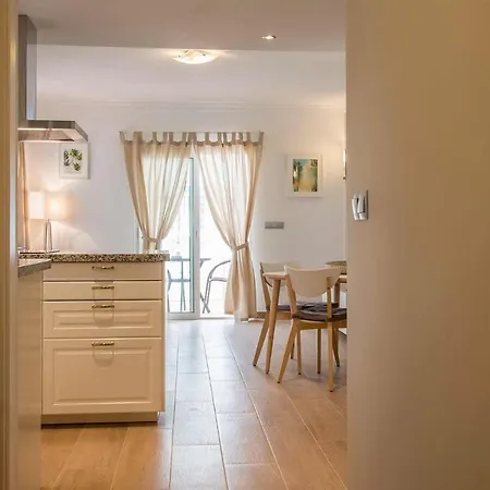 Apartamento Apartamento Al Lado De La Playa Torrecilla Calle Málaga Nerja