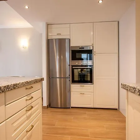 Apartamento Apartamento Al Lado De La Playa Torrecilla Calle Málaga Nerja
